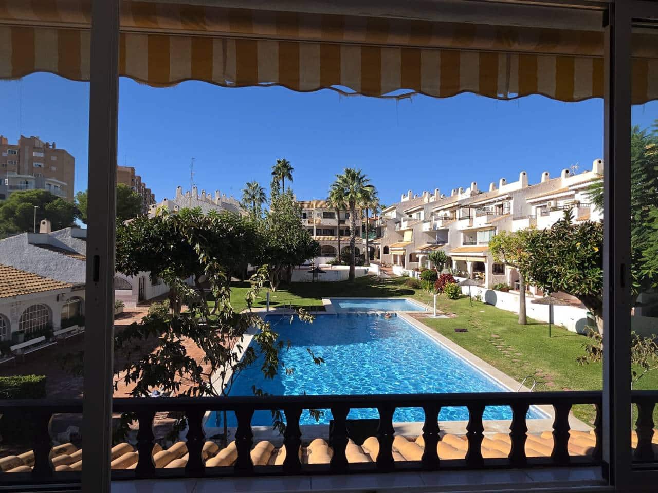 Apartamento de 2 habitaciones en El Campello en venta con piscina - 259.950 € (Ref: 10179762)