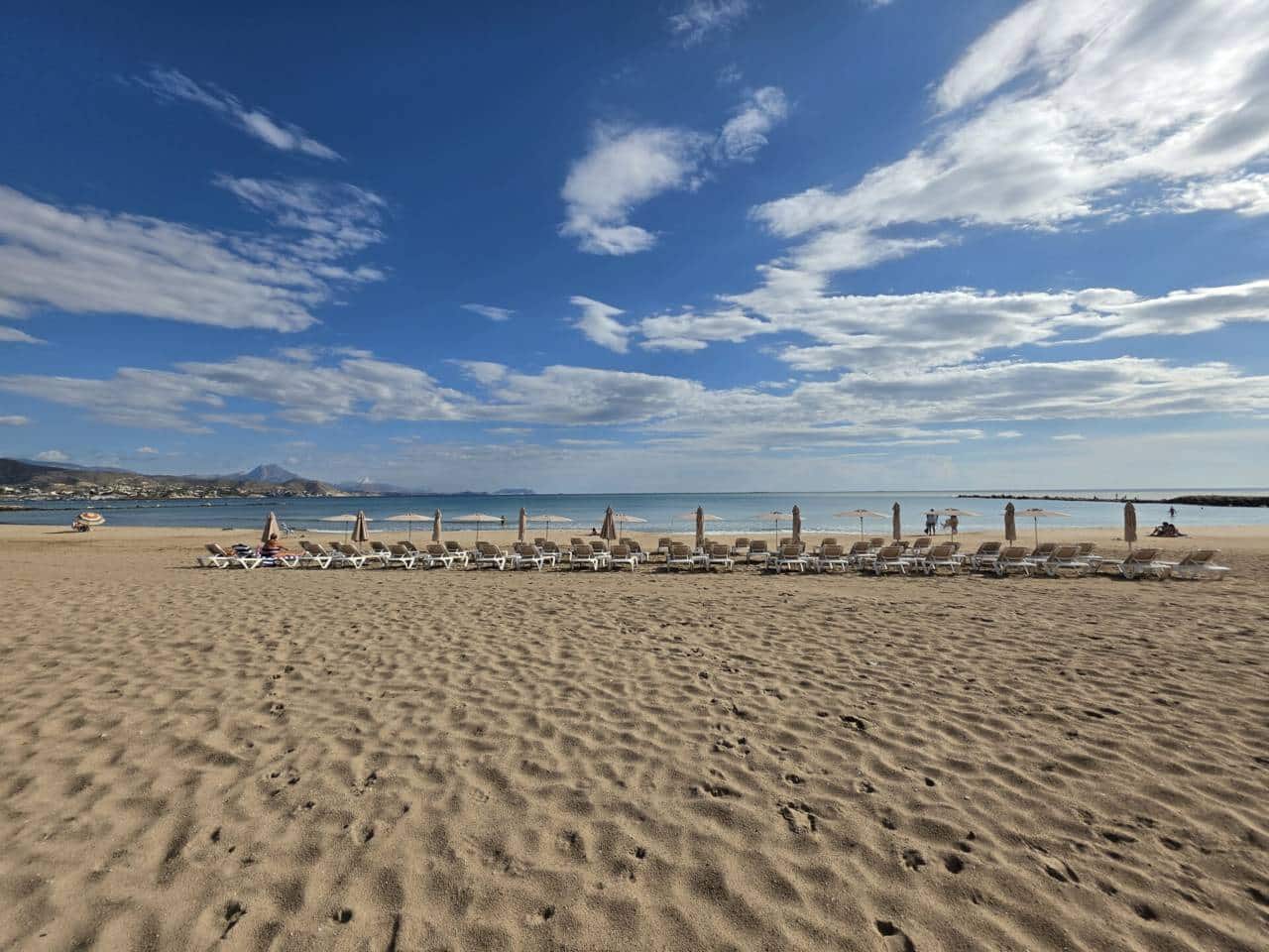 3 Zimmer Apartment zu verkaufen in El Campello mit Pool - 449.950 € (Ref: 10179763)