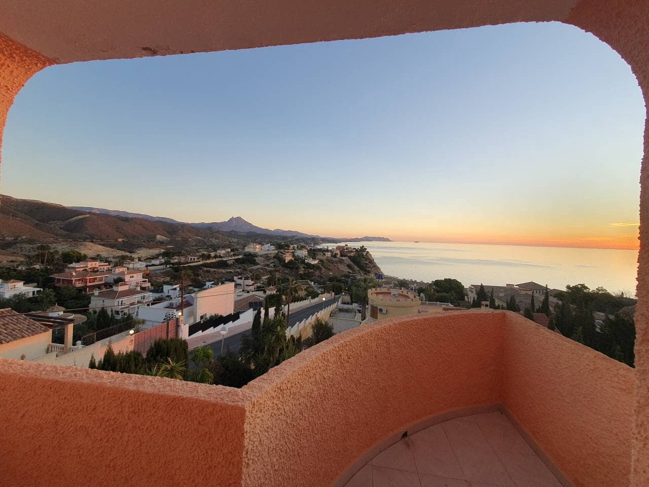 6 camera da letto Villa in vendita in El Campello con piscina - 575.000 € (Rif: 7857362)