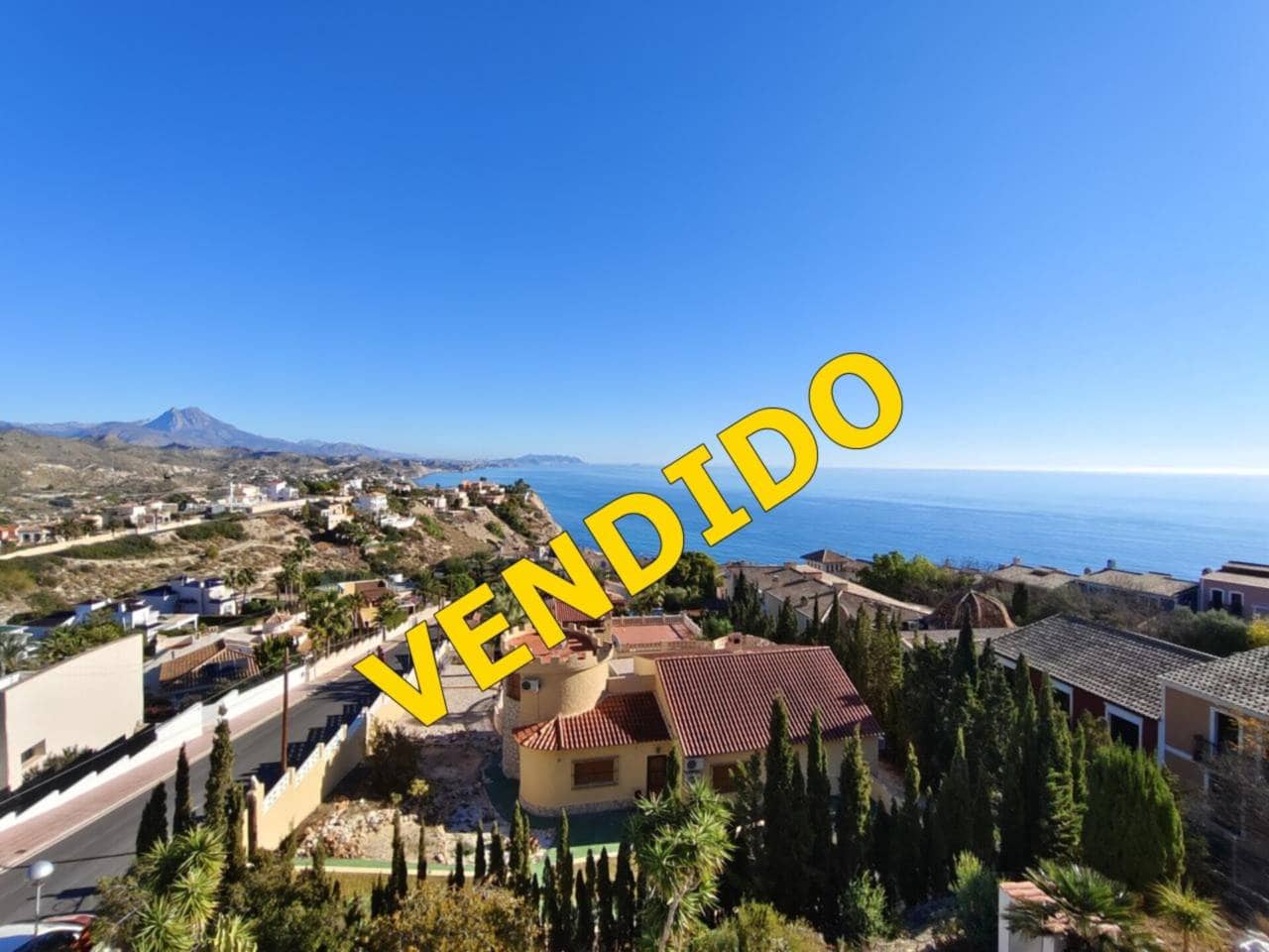 6 camera da letto Villa in vendita in El Campello con piscina - 575.000 € (Rif: 7857362)