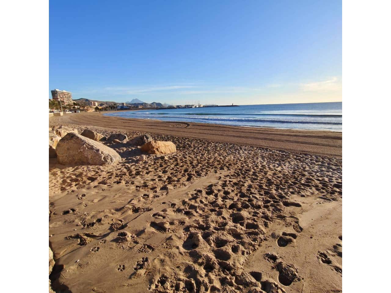 3 soverom Leilighet til salgs i El Campello med svømmebasseng - € 400 000 (Ref: 8518898)