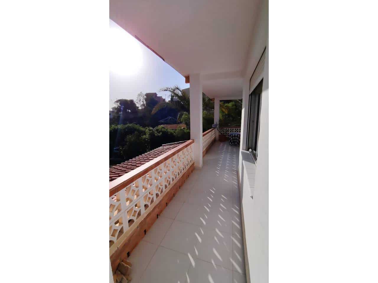 5 camera da letto Villa in vendita in El Campello con piscina - 550.000 € (Rif: 8621090)