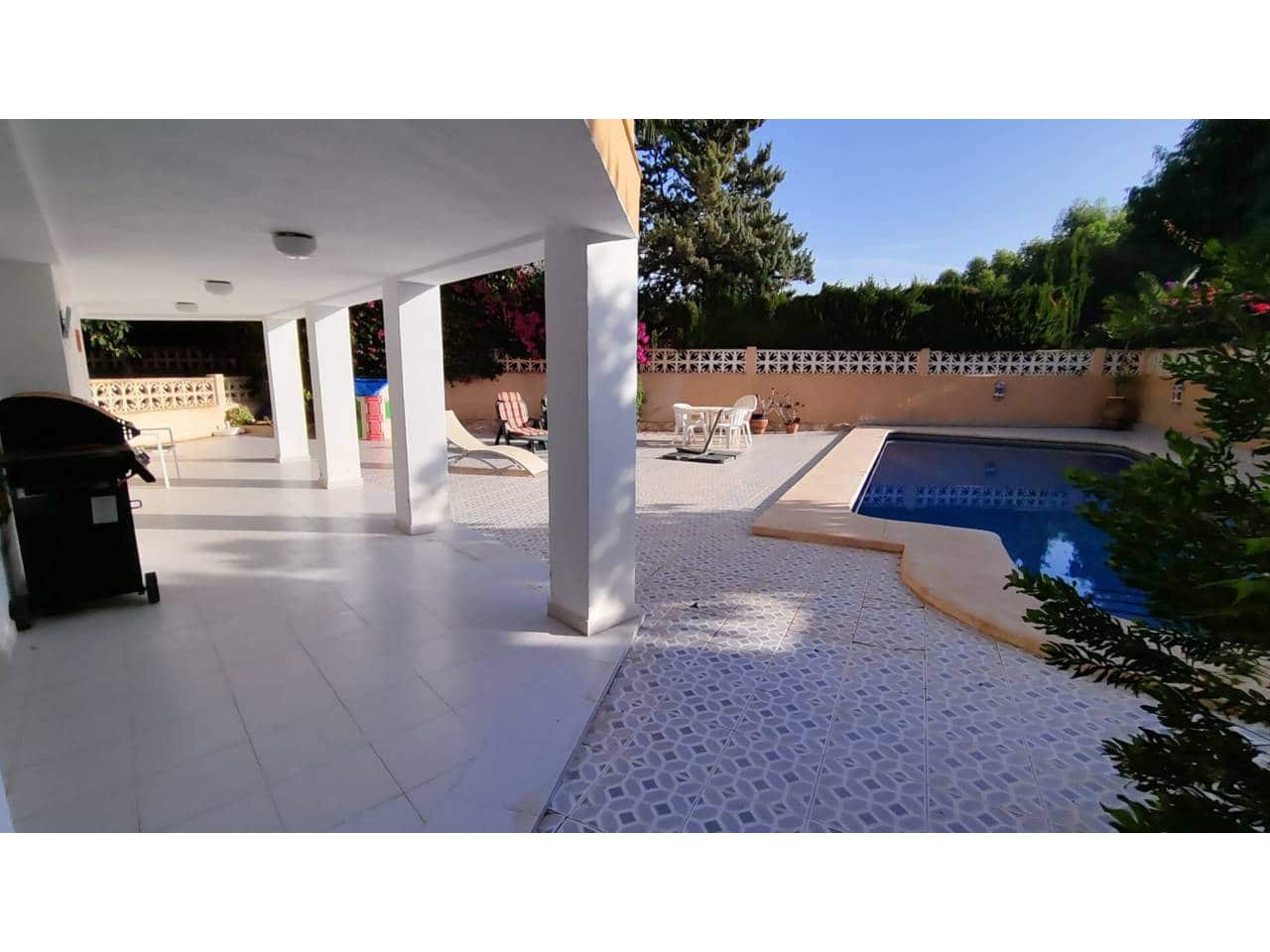 5 camera da letto Villa in vendita in El Campello con piscina - 550.000 € (Rif: 8621090)