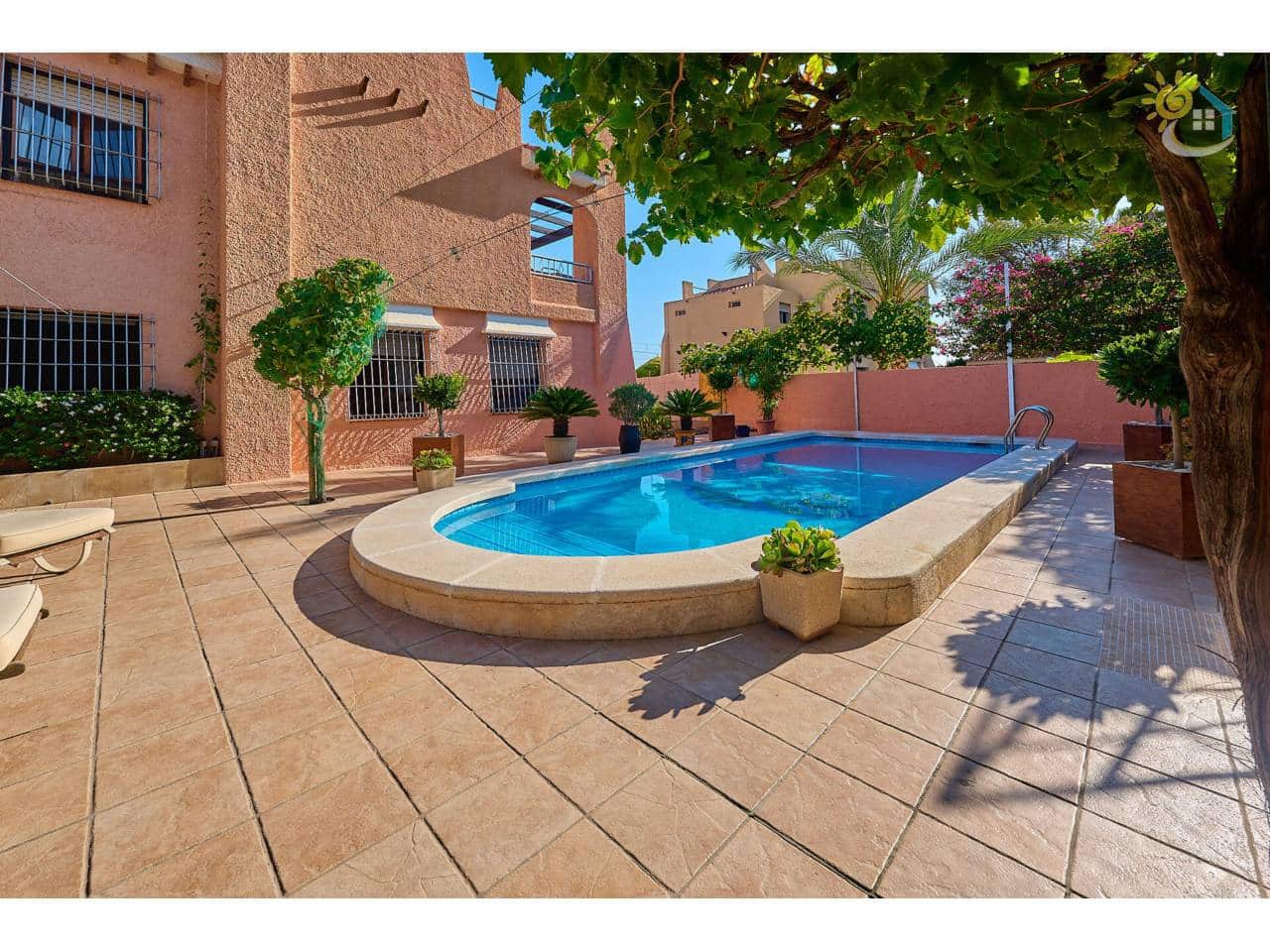 4 camera da letto Villa in vendita in El Campello con piscina - 445.000 € (Rif: 9622740)