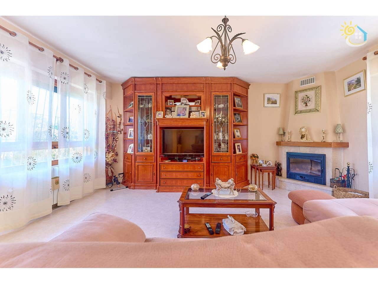 4 camera da letto Villa in vendita in El Campello con piscina - 445.000 € (Rif: 9622740)