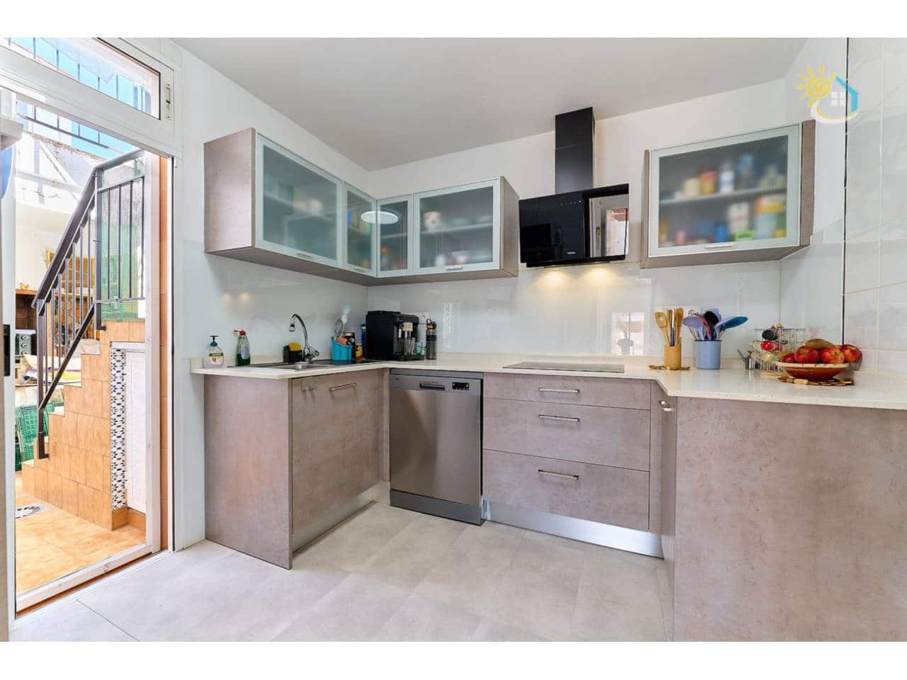 3 makuuhuone Paritalo myytävänä paikassa El Campello mukana 
autotalli - 290 000 € (Ref: 9638933)