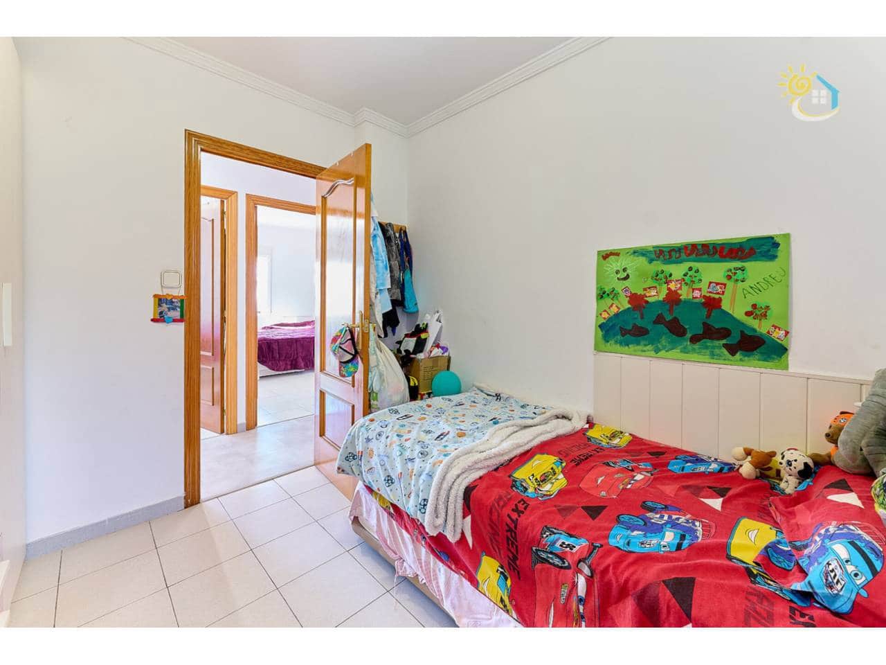 3 makuuhuone Paritalo myytävänä paikassa El Campello mukana 
autotalli - 290 000 € (Ref: 9638933)