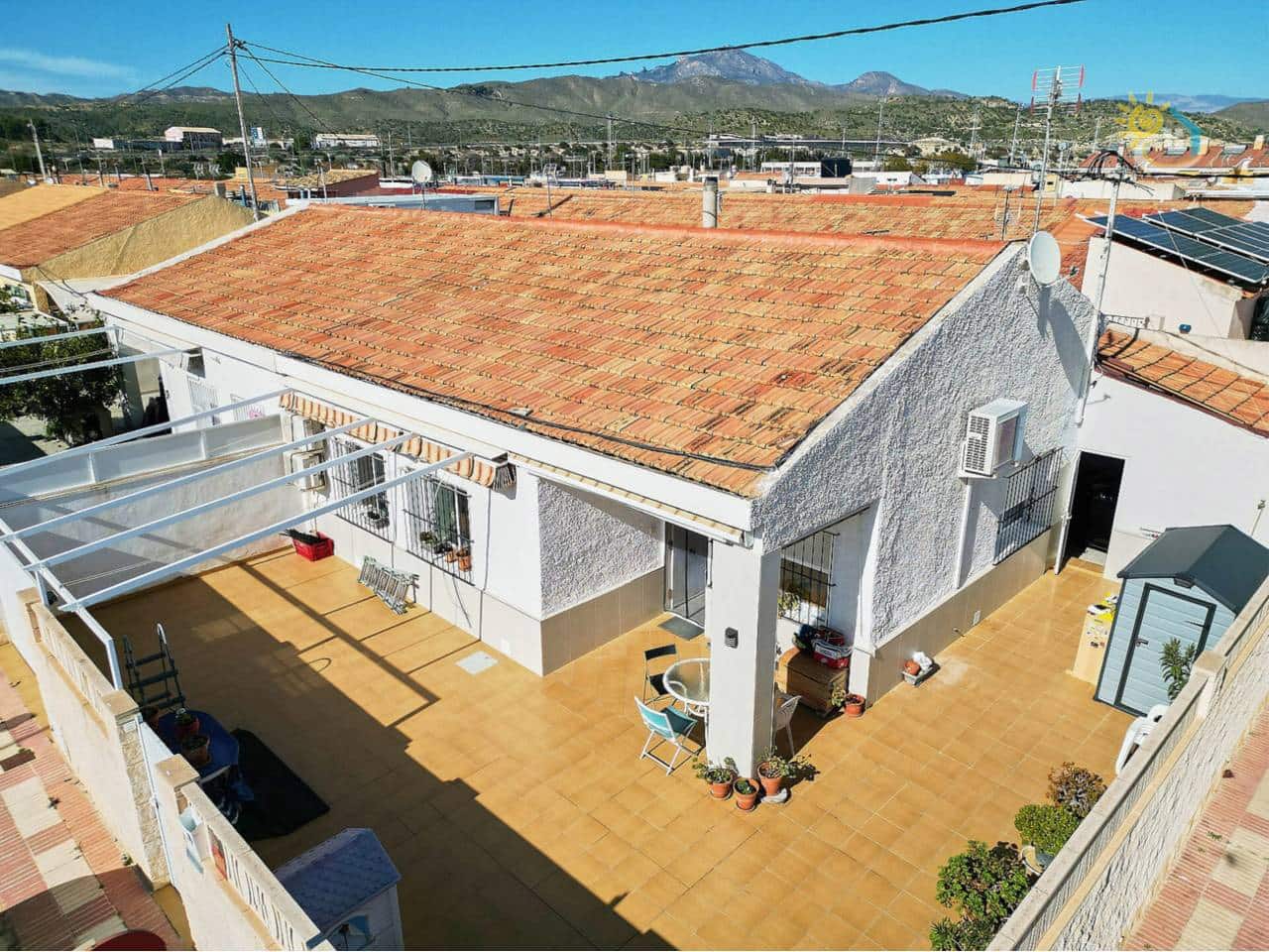 3 makuuhuone Paritalo myytävänä paikassa El Campello mukana 
autotalli - 290 000 € (Ref: 9638933)