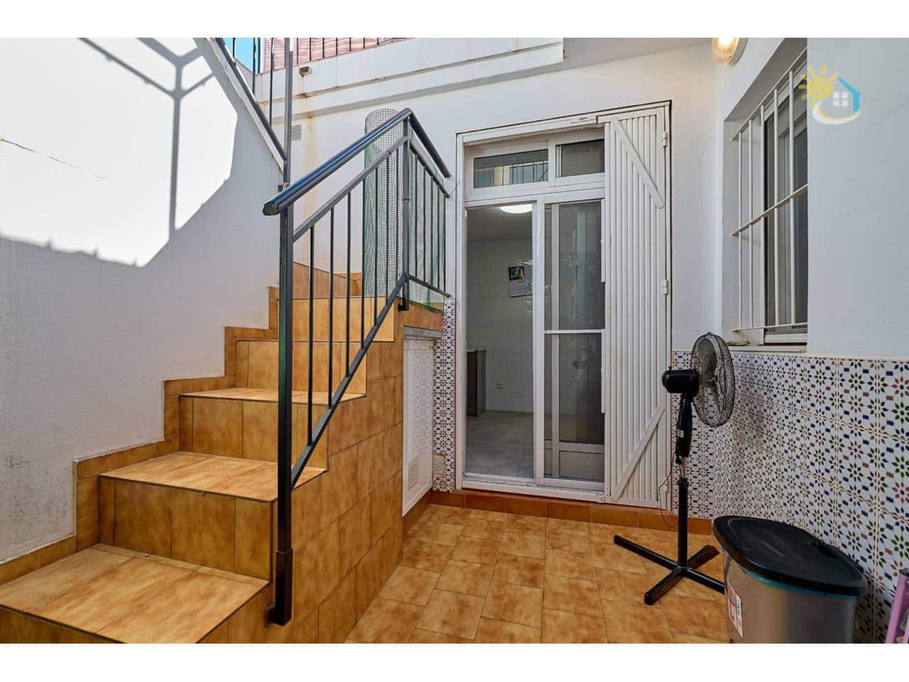 3 makuuhuone Paritalo myytävänä paikassa El Campello mukana 
autotalli - 290 000 € (Ref: 9638933)