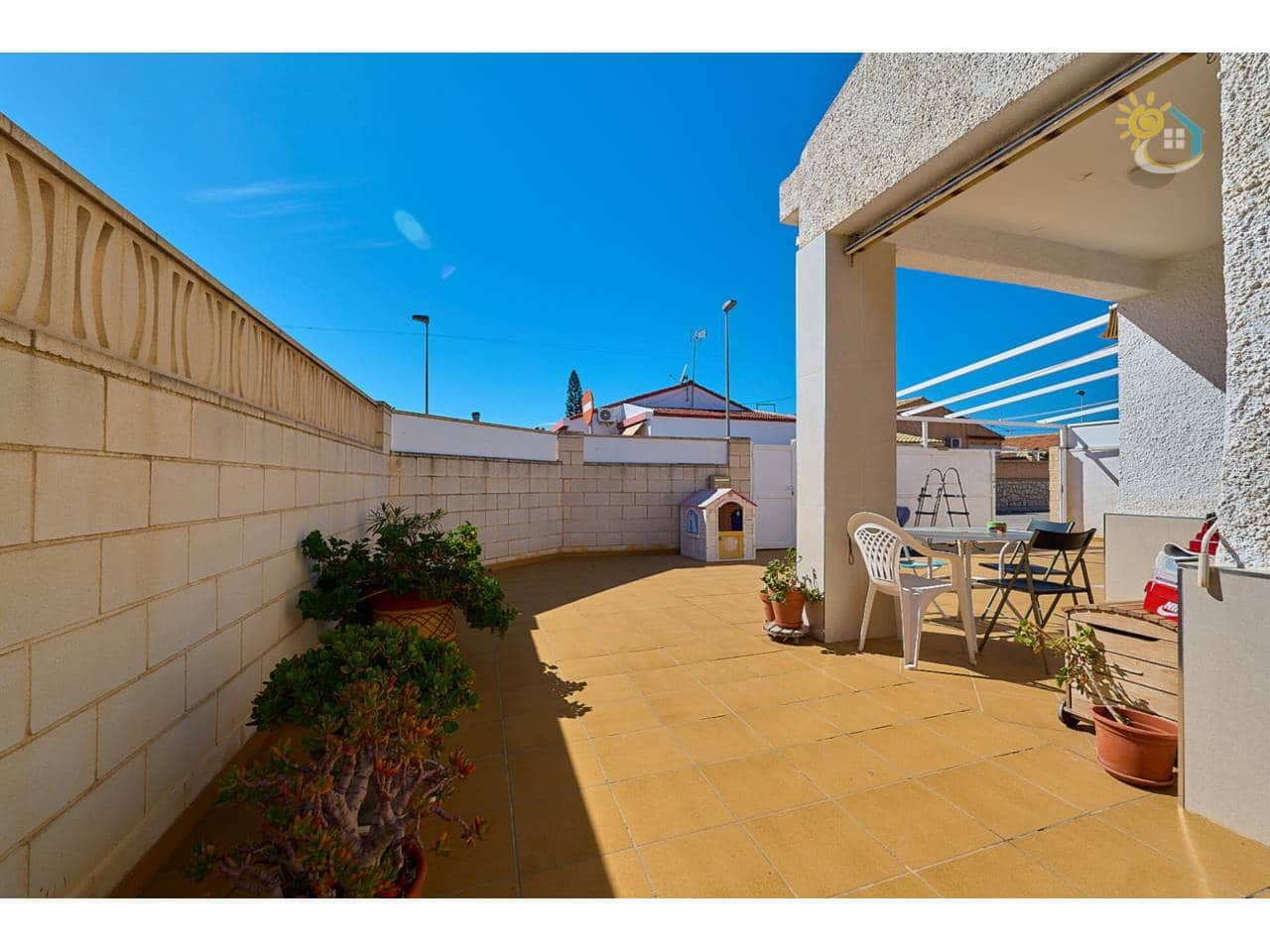 3 makuuhuone Paritalo myytävänä paikassa El Campello mukana 
autotalli - 290 000 € (Ref: 9638933)