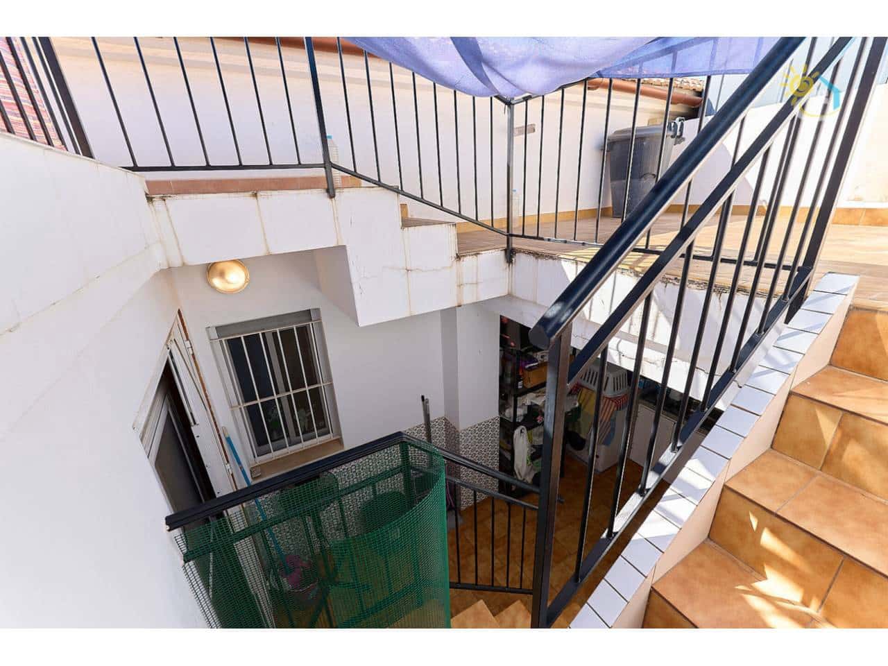 3 makuuhuone Paritalo myytävänä paikassa El Campello mukana 
autotalli - 290 000 € (Ref: 9638933)