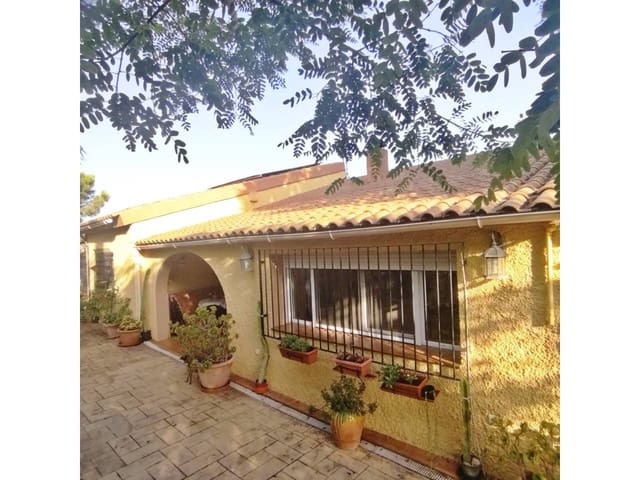 4 camera da letto Villa in vendita in San Vicente / Sant Vicent del Raspeig con piscina garage - 430.000 € (Rif: 9650975)