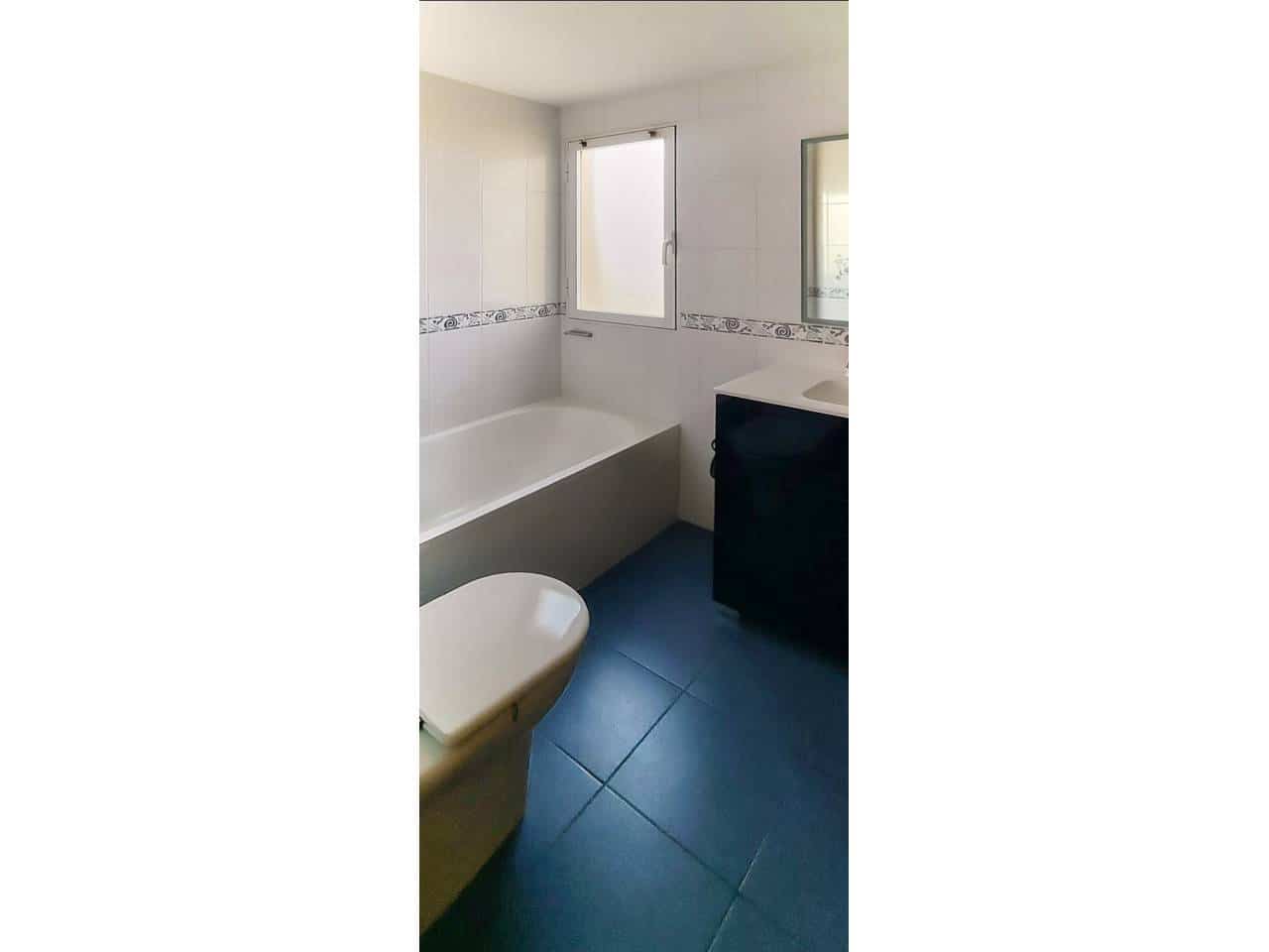 3 bedroom Flat for sale in El Campello with pool garage - € 365,000 (Ref: 9655562)