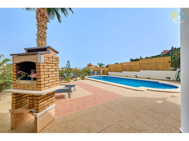 3 Zimmer Villa zu verkaufen in El Campello mit Pool - 469.000 € (Ref: 9655563)