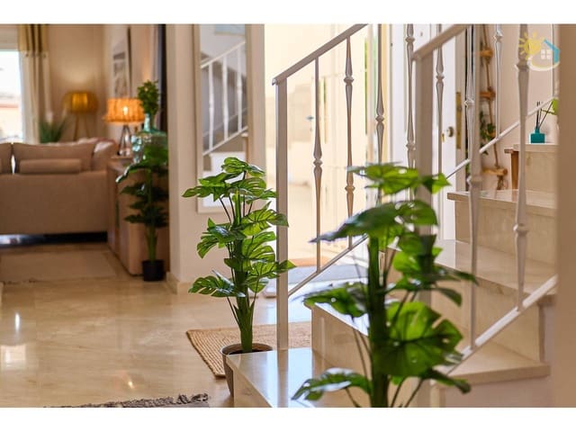 3 Zimmer Villa zu verkaufen in El Campello mit Pool - 469.000 € (Ref: 9655563)