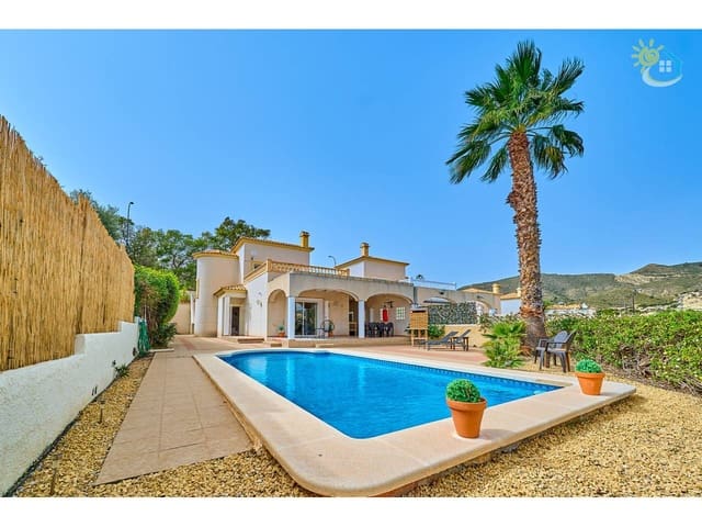 3 Zimmer Villa zu verkaufen in El Campello mit Pool - 469.000 € (Ref: 9655563)