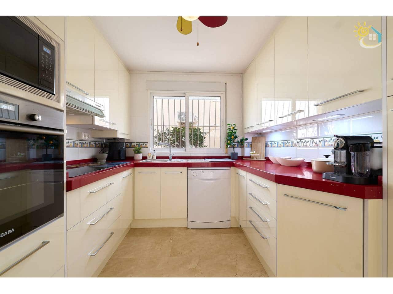 3 Zimmer Villa zu verkaufen in El Campello mit Pool - 469.000 € (Ref: 9655563)