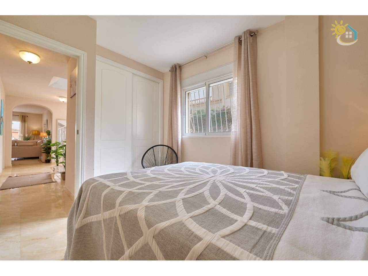 3 Zimmer Villa zu verkaufen in El Campello mit Pool - 469.000 € (Ref: 9655563)