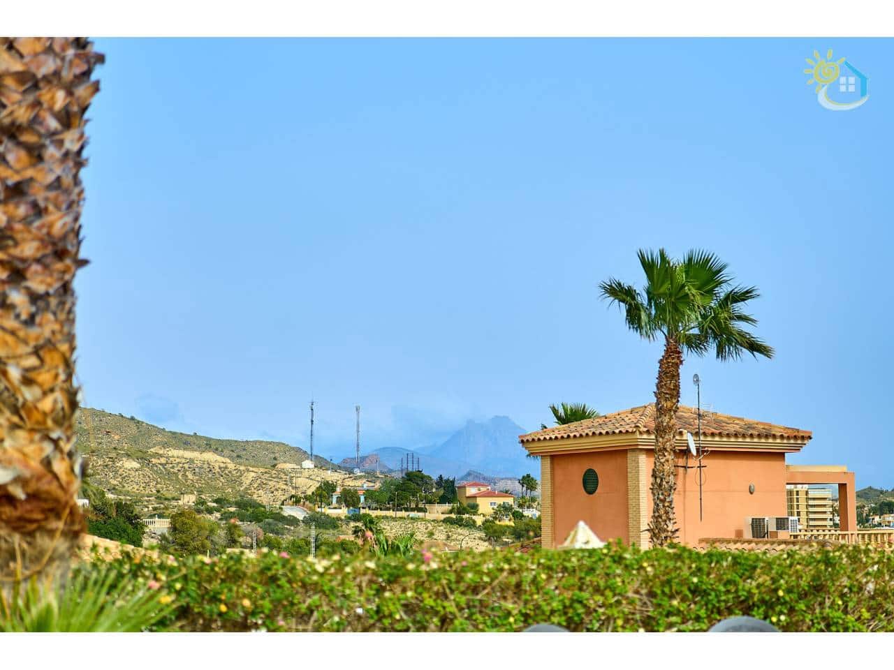 3 Zimmer Villa zu verkaufen in El Campello mit Pool - 469.000 € (Ref: 9655563)