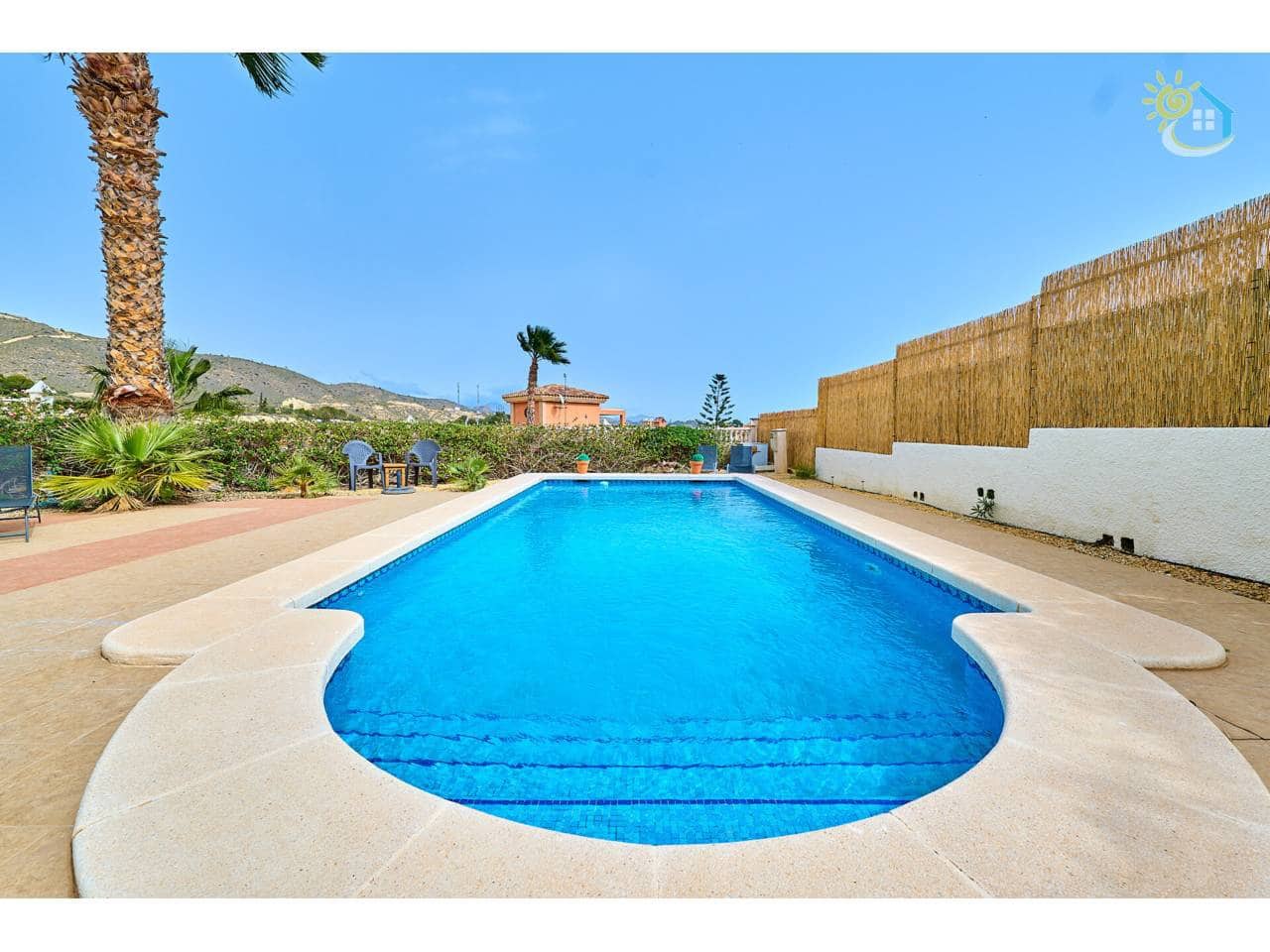 3 Zimmer Villa zu verkaufen in El Campello mit Pool - 469.000 € (Ref: 9655563)