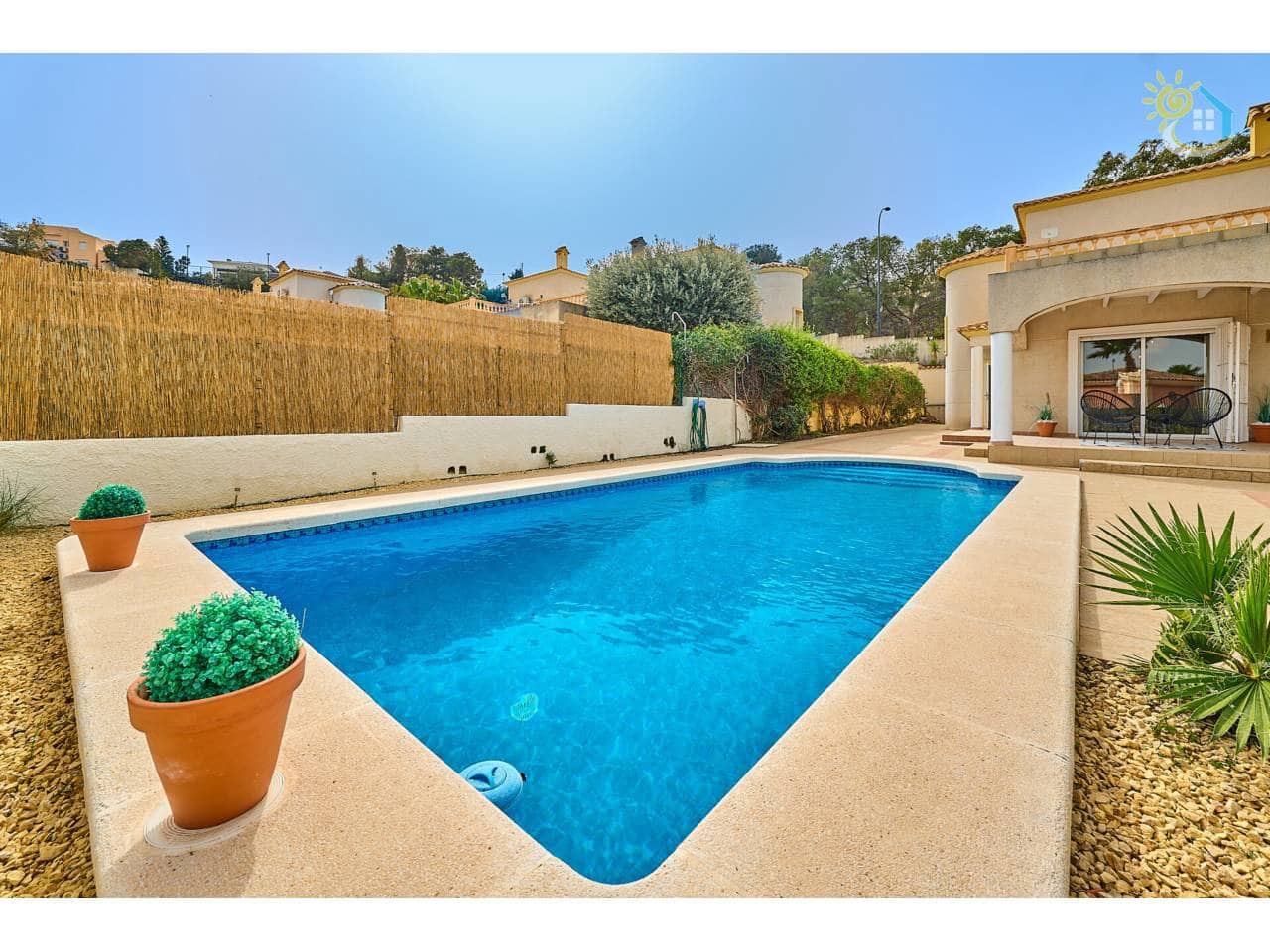 3 Zimmer Villa zu verkaufen in El Campello mit Pool - 469.000 € (Ref: 9655563)