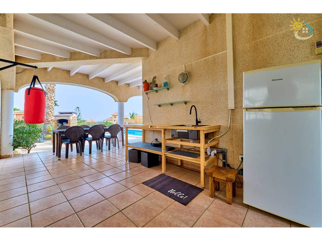 3 Zimmer Villa zu verkaufen in El Campello mit Pool - 469.000 € (Ref: 9655563)