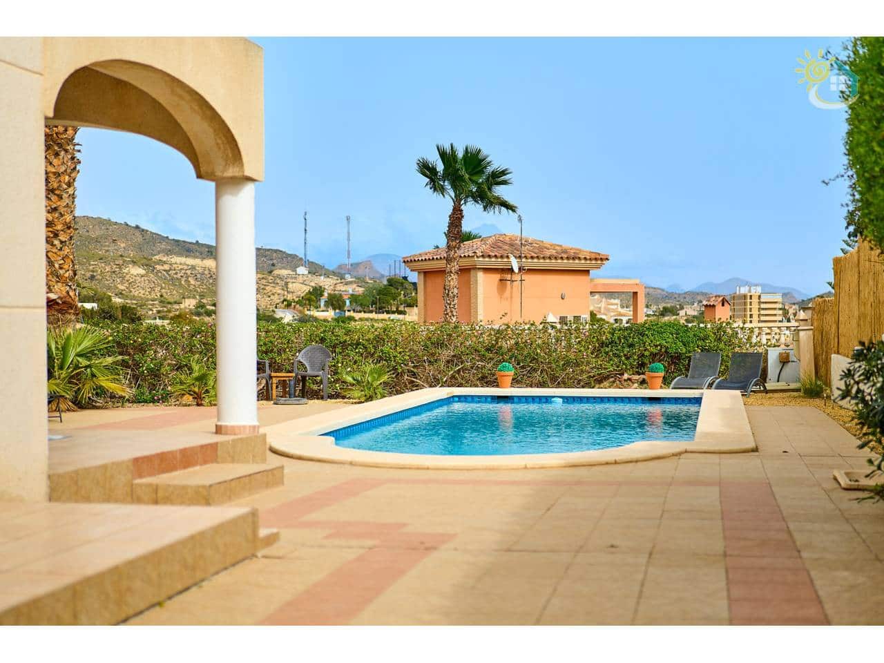 3 Zimmer Villa zu verkaufen in El Campello mit Pool - 469.000 € (Ref: 9655563)