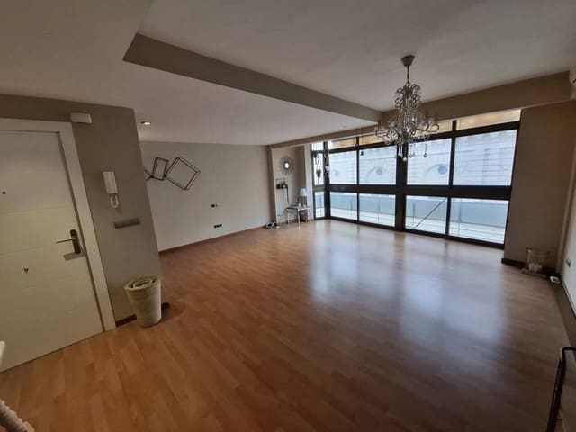 2 chambre Appartement à vendre à Alicante ville - 239 000 € (Ref: 9679382)