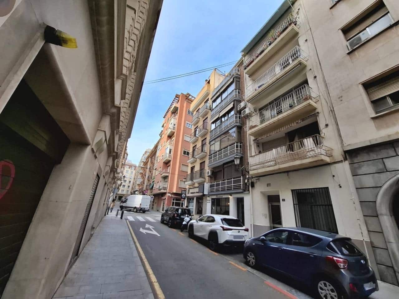 2 slaapkamer Appartement te koop in Alicante stad - € 239.000 (Ref: 9679382)