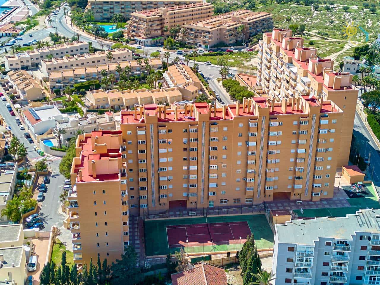 2 chambre Appartement à vendre à El Campello avec piscine garage - 310 000 € (Ref: 9682224)