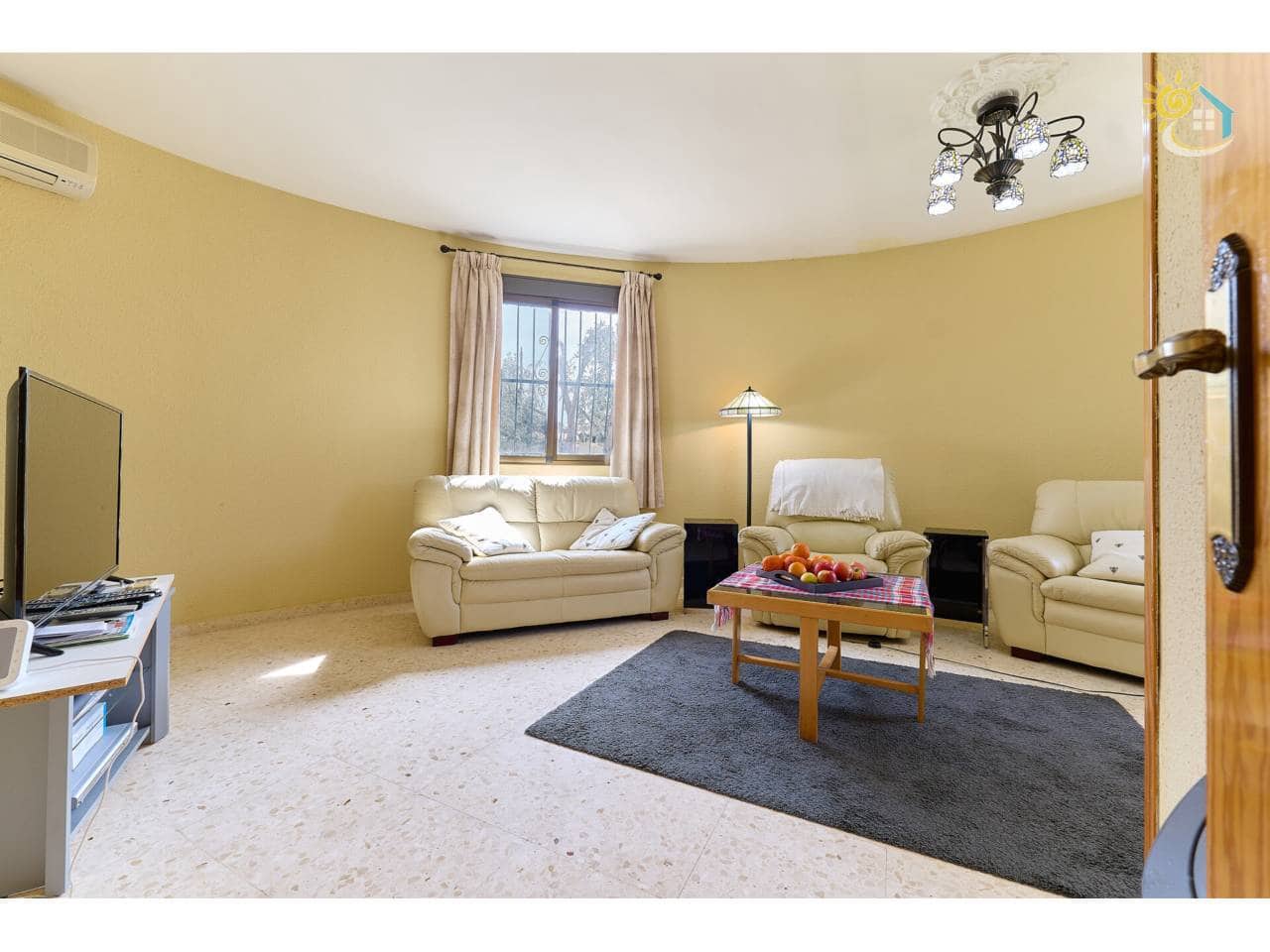 4 makuuhuone Huvila myytävänä paikassa Busot mukana uima-altaan - 420 000 € (Ref: 9703339)