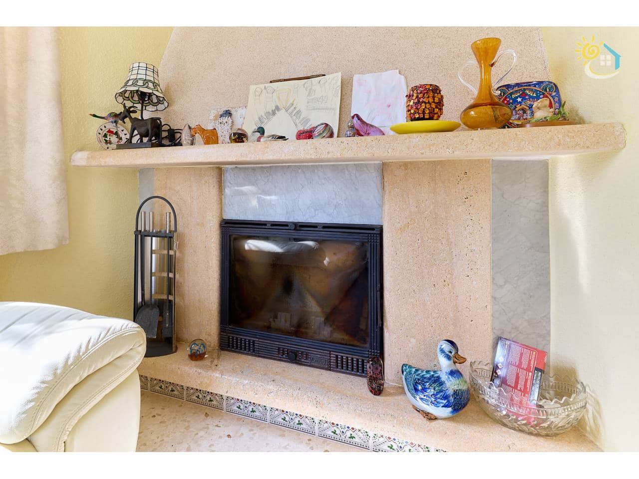 4 makuuhuone Huvila myytävänä paikassa Busot mukana uima-altaan - 420 000 € (Ref: 9703339)