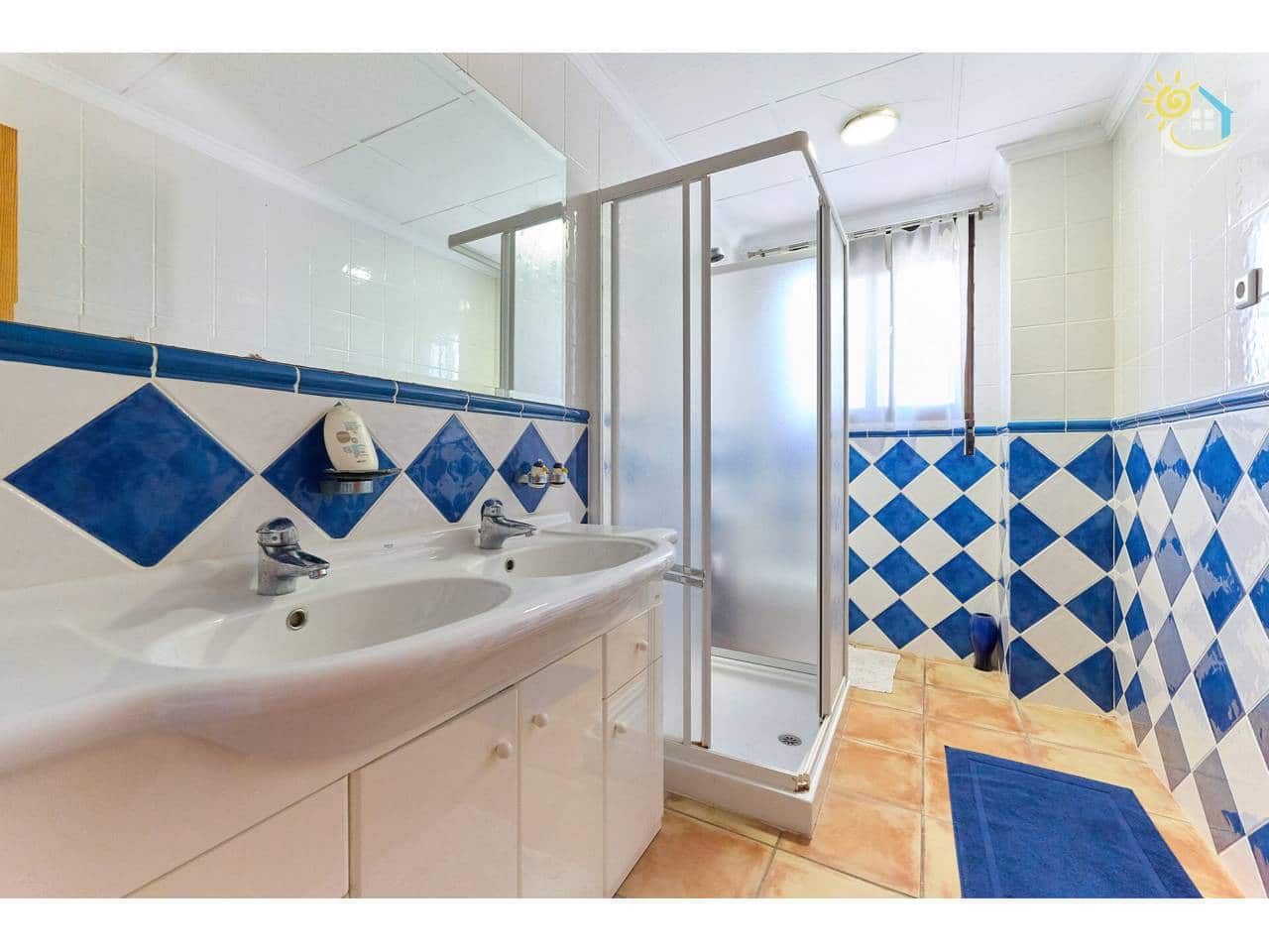 4 makuuhuone Huvila myytävänä paikassa Busot mukana uima-altaan - 420 000 € (Ref: 9703339)