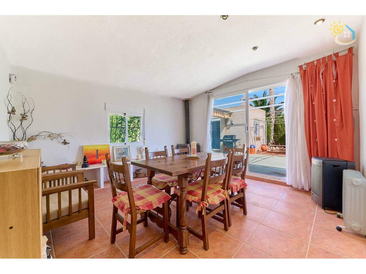 4 makuuhuone Huvila myytävänä paikassa Busot mukana uima-altaan - 420 000 € (Ref: 9703339)