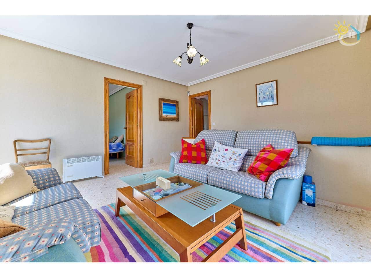 4 makuuhuone Huvila myytävänä paikassa Busot mukana uima-altaan - 420 000 € (Ref: 9703339)