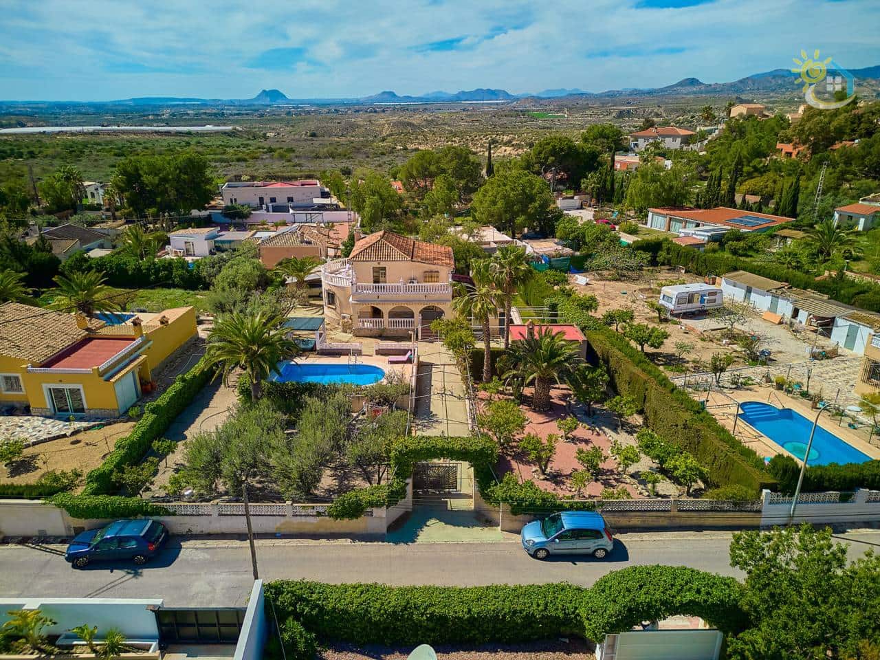 4 makuuhuone Huvila myytävänä paikassa Busot mukana uima-altaan - 420 000 € (Ref: 9703339)