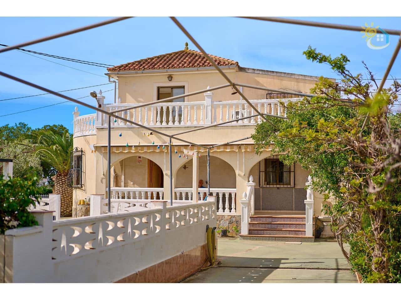 4 makuuhuone Huvila myytävänä paikassa Busot mukana uima-altaan - 420 000 € (Ref: 9703339)