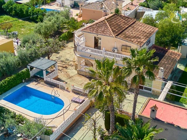 4 slaapkamer Villa te koop in Busot met zwembad - € 420.000 (Ref: 9703339)