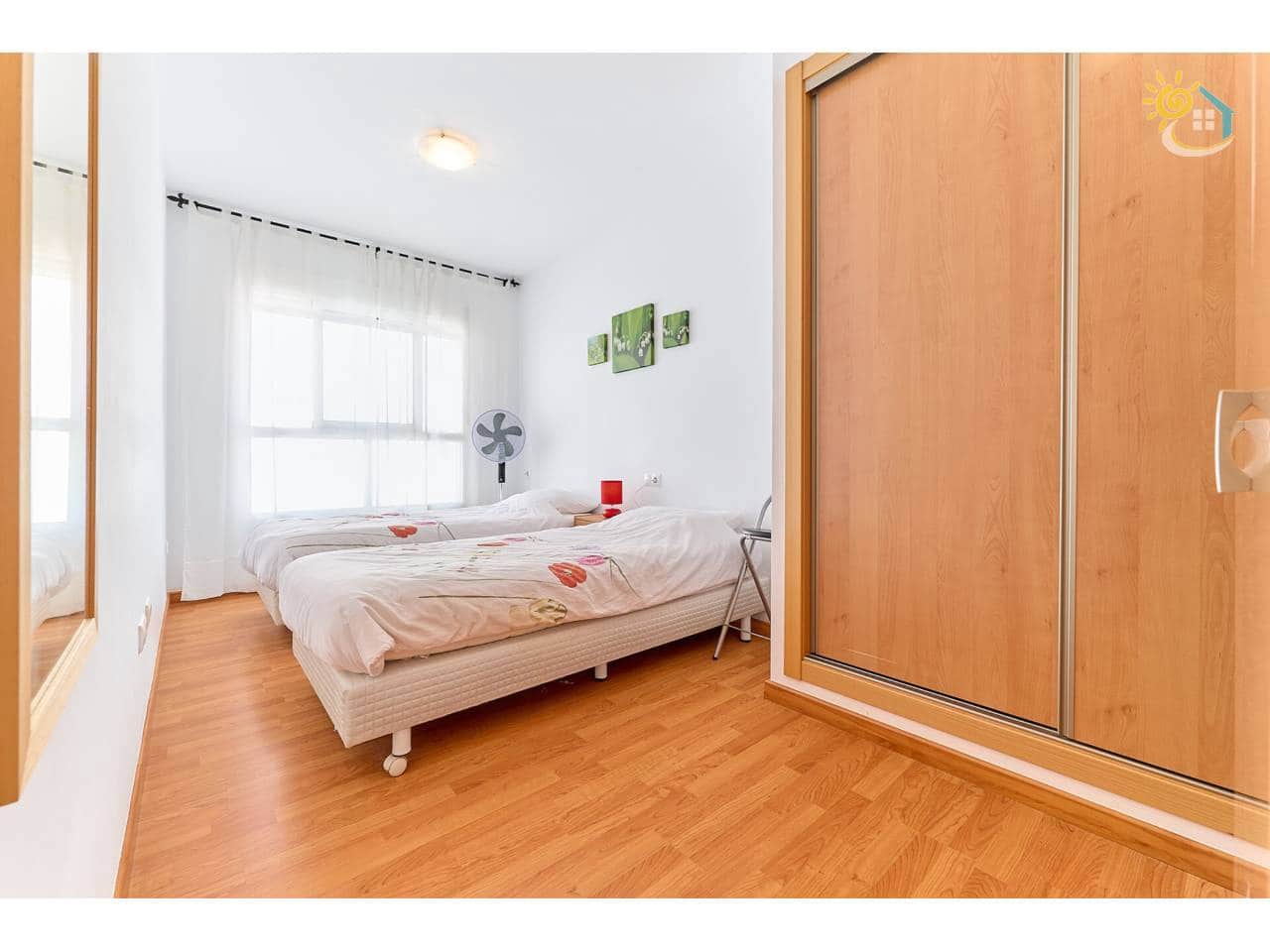 2 bedroom Apartment for sale in El Campello - € 219,000 (Ref: 9741430)