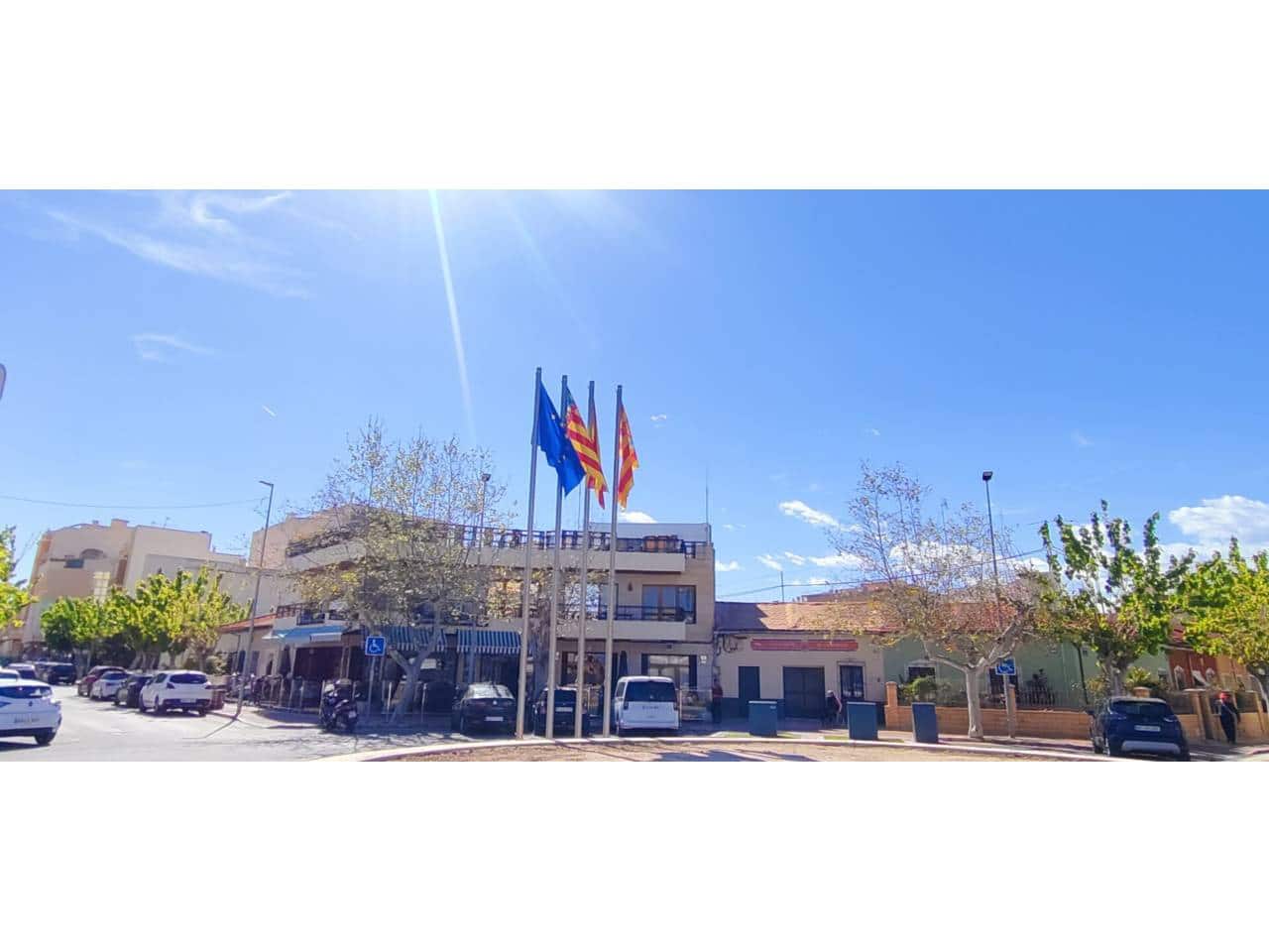 2 bedroom Apartment for sale in El Campello - € 219,000 (Ref: 9741430)