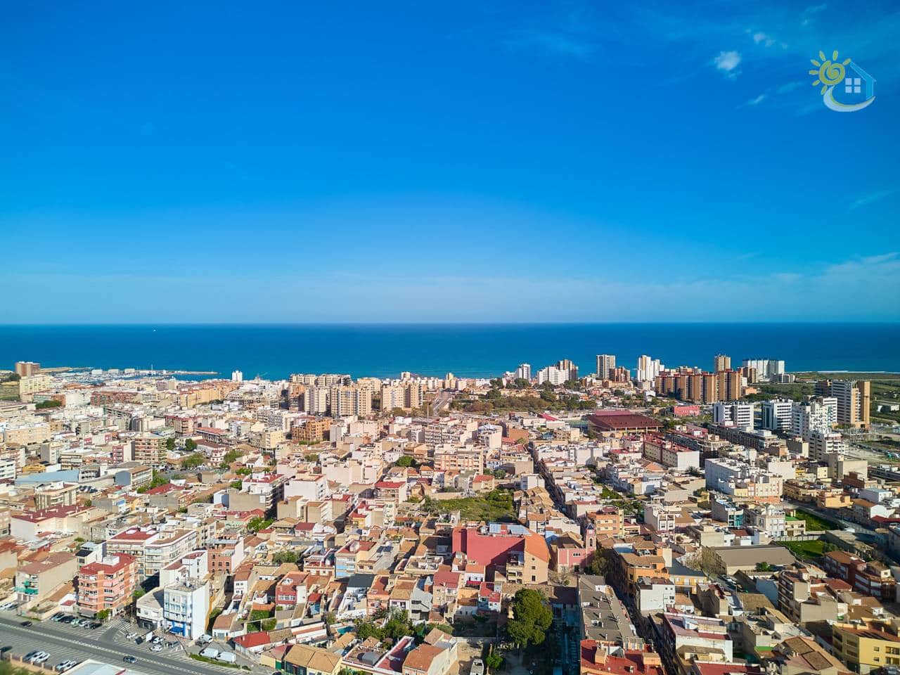 2 bedroom Apartment for sale in El Campello - € 219,000 (Ref: 9741430)