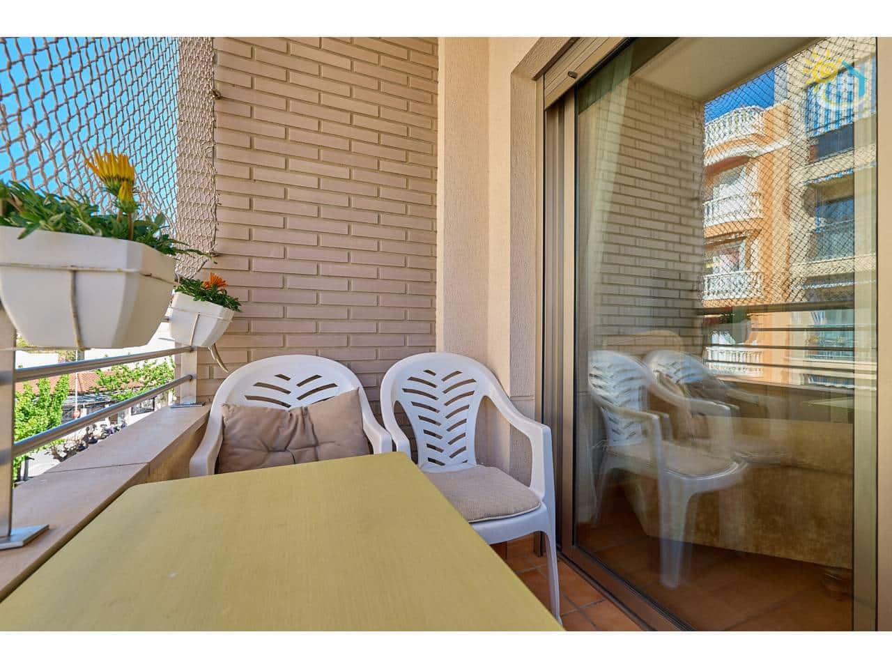 2 bedroom Apartment for sale in El Campello - € 219,000 (Ref: 9741430)