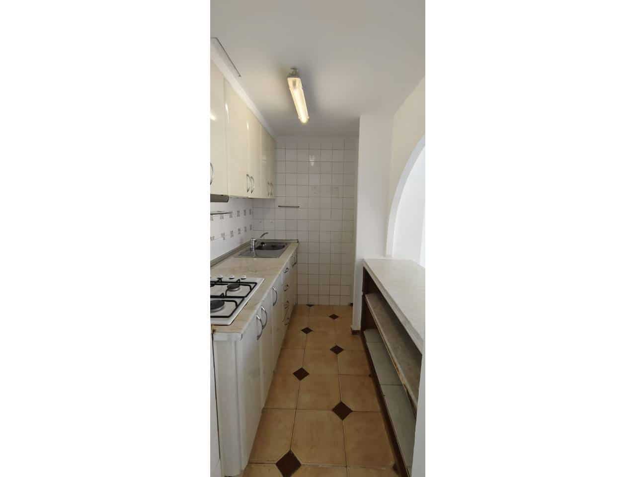 3 quarto Bungalow para venda em El Campello com piscina - 195 000 € (Ref: 9751525)