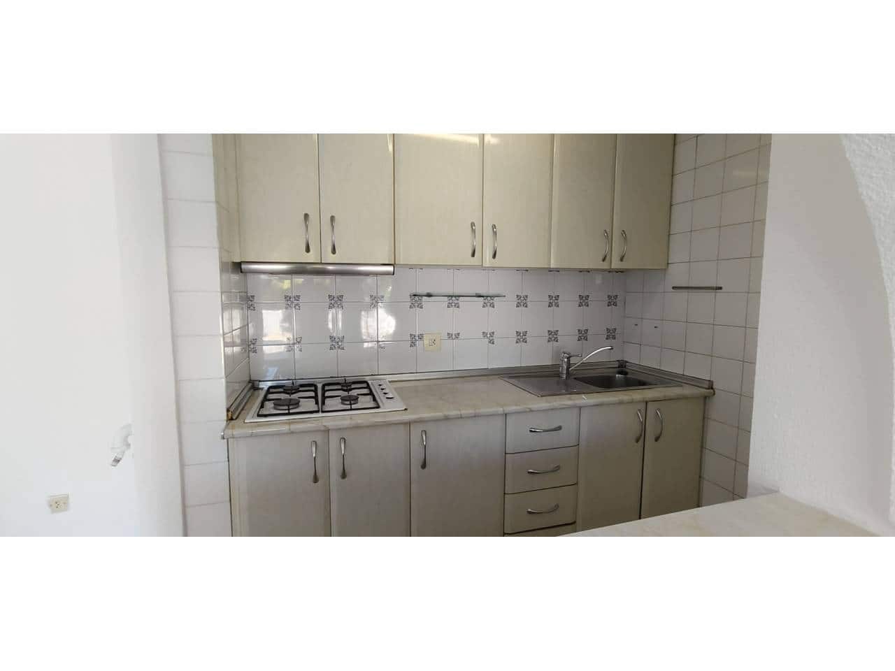 3 quarto Bungalow para venda em El Campello com piscina - 195 000 € (Ref: 9751525)