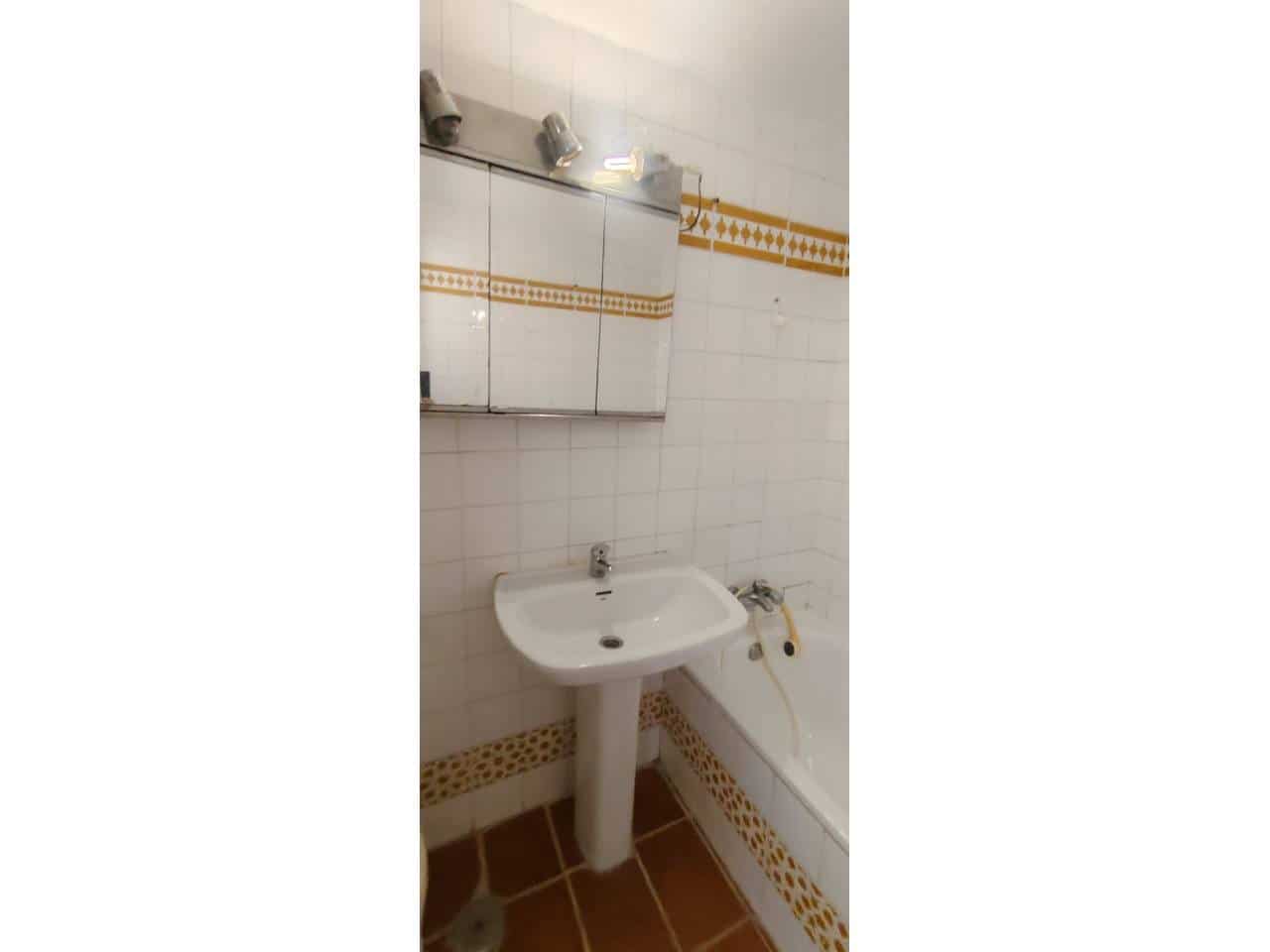 3 quarto Bungalow para venda em El Campello com piscina - 195 000 € (Ref: 9751525)