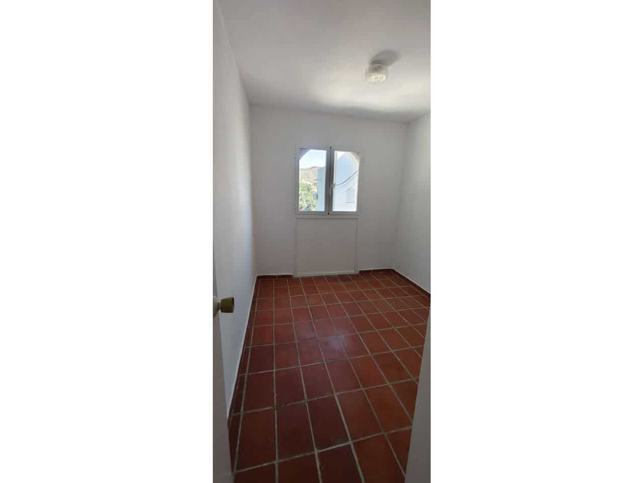 3 quarto Bungalow para venda em El Campello com piscina - 195 000 € (Ref: 9751525)