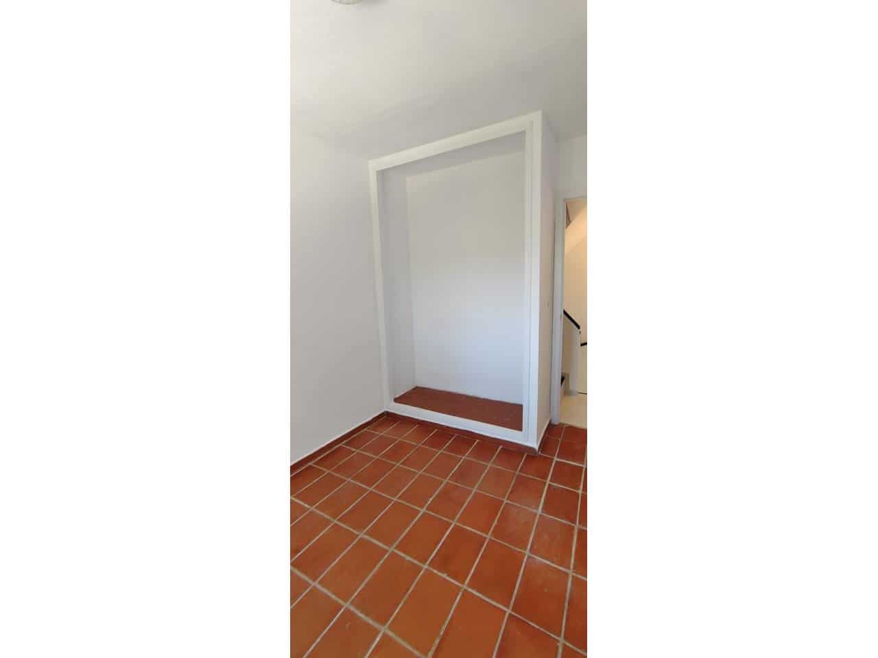 3 quarto Bungalow para venda em El Campello com piscina - 195 000 € (Ref: 9751525)