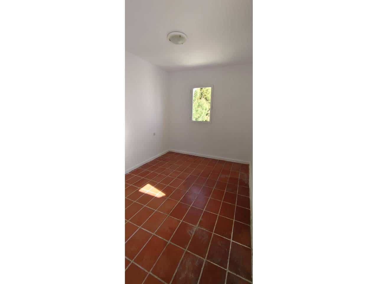 3 quarto Bungalow para venda em El Campello com piscina - 195 000 € (Ref: 9751525)