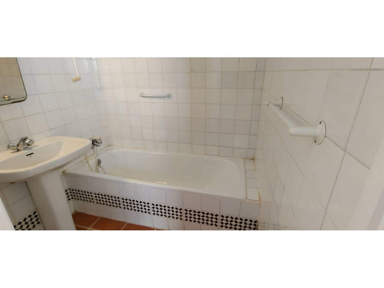 3 quarto Bungalow para venda em El Campello com piscina - 195 000 € (Ref: 9751525)