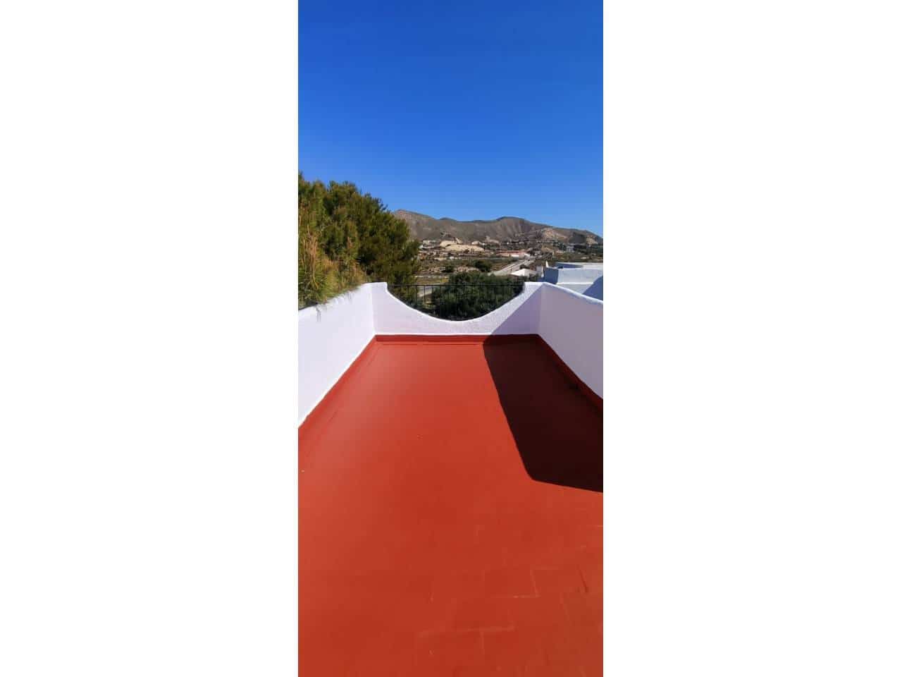 3 quarto Bungalow para venda em El Campello com piscina - 195 000 € (Ref: 9751525)